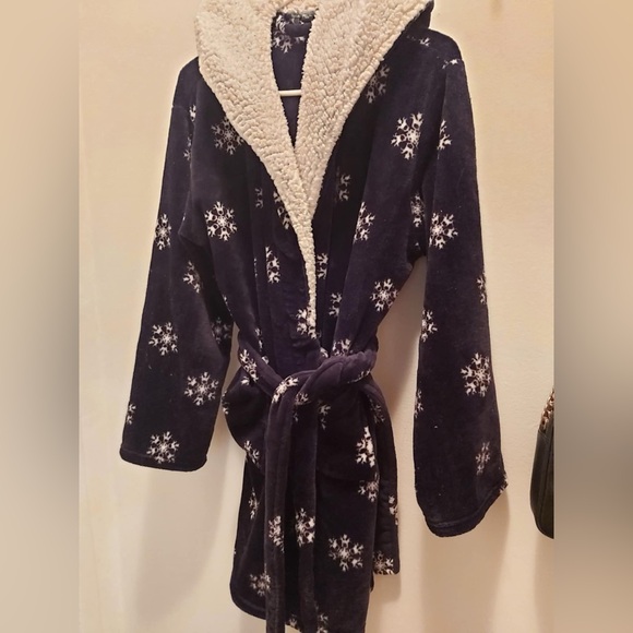 Snowflake robe - Picture 4 of 4